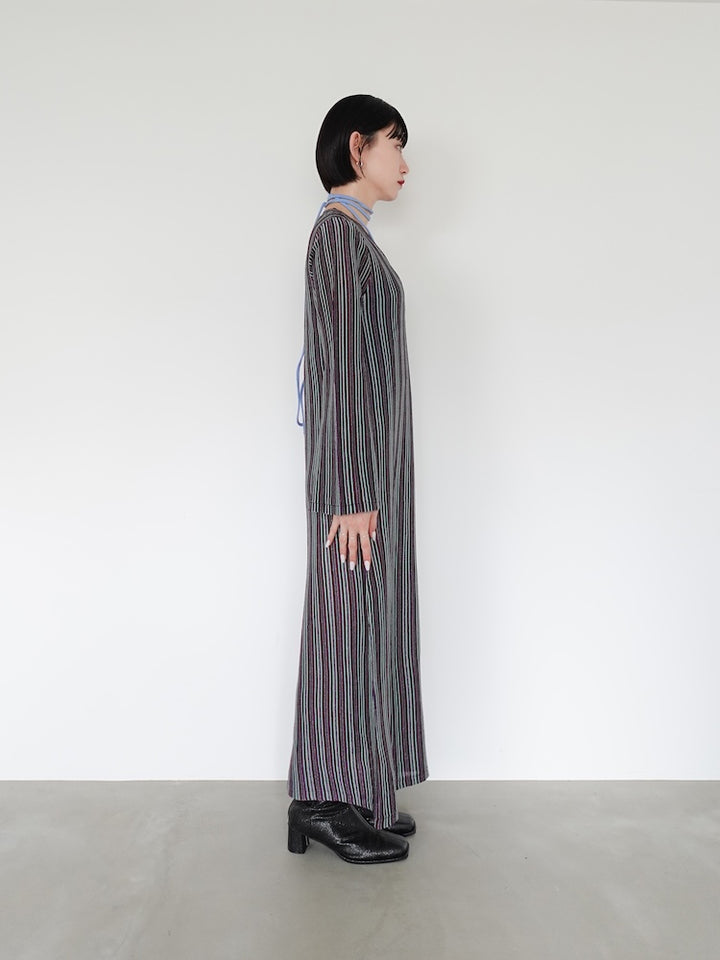 モデル身長:162cm / カラー:Black