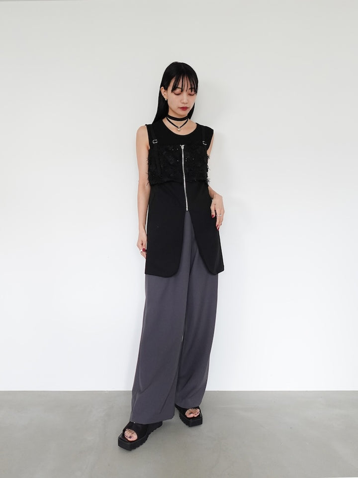 モデル身長:158cm / カラー:Black