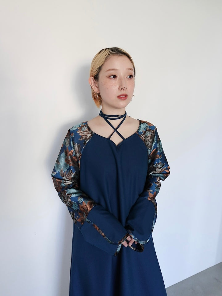 モデル身長:153cm / カラー:Blue