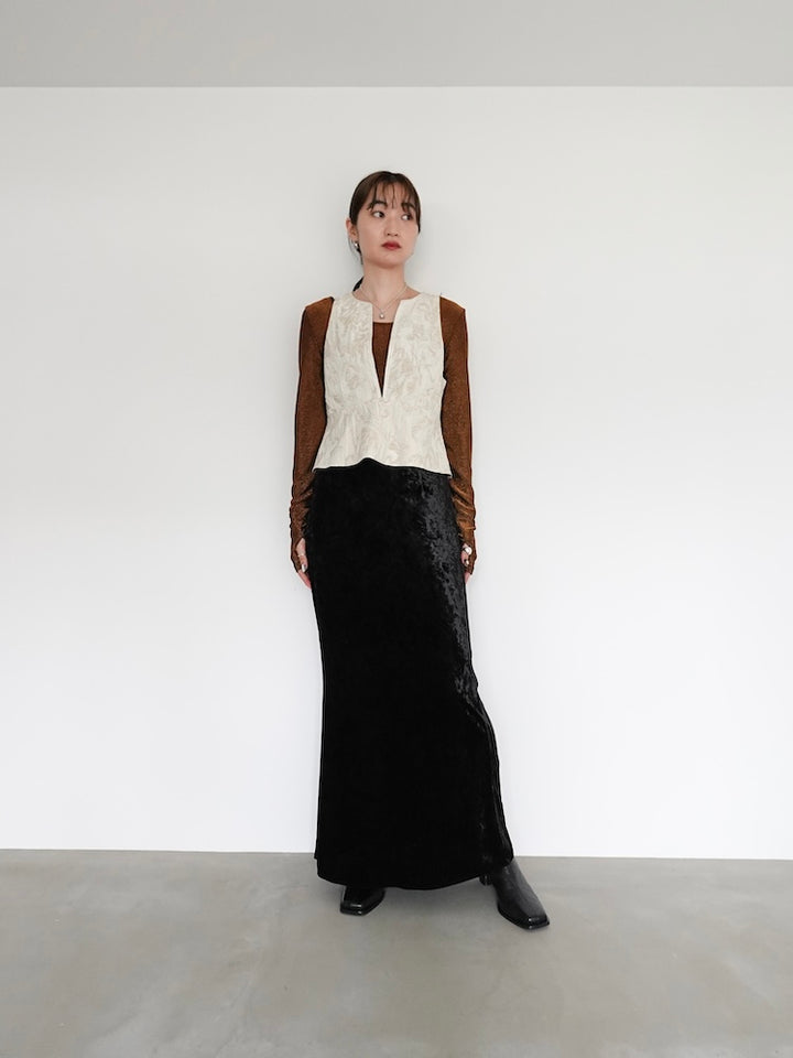 モデル身長:168cm / カラー:Black / 着用サイズ:Mサイズ