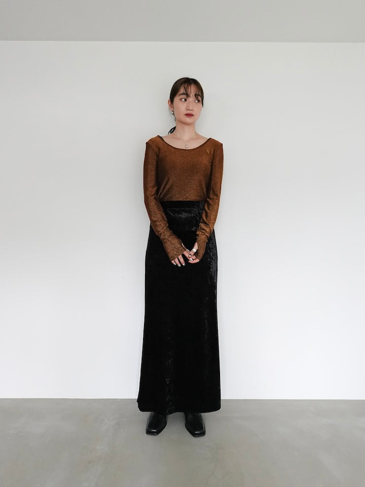 モデル身長:168cm / カラー:Black / 着用サイズ:Mサイズ