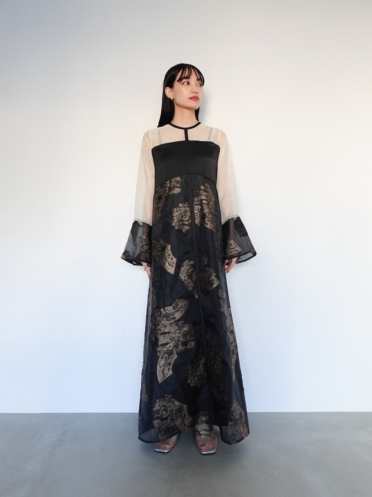 モデル身長:153cm / カラー:Gold