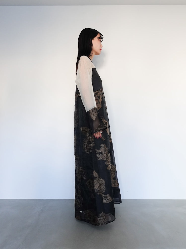 モデル身長:153cm / カラー:Gold