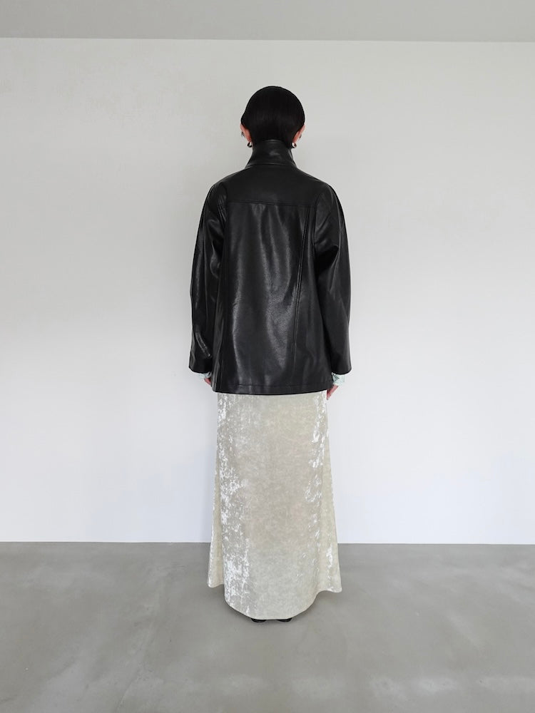 モデル身長:162cm / カラー:Ivory / 着用サイズ:Mサイズ