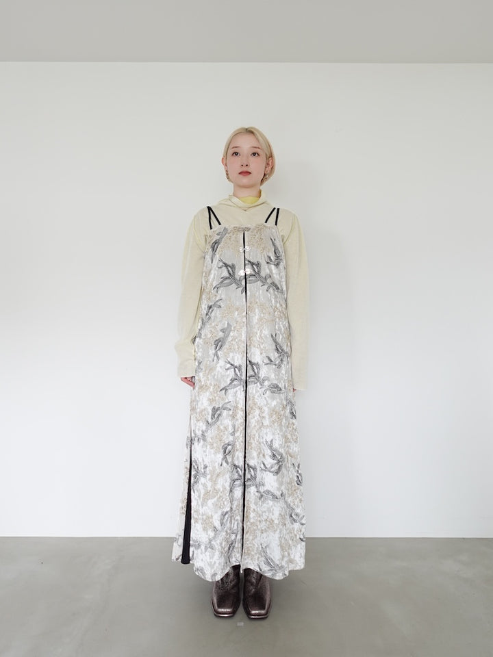 モデル身長:153cm / カラー:White