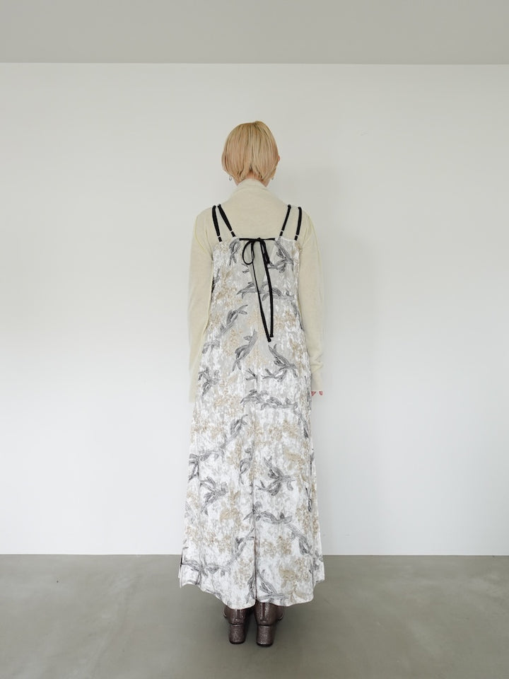 モデル身長:153cm / カラー:White