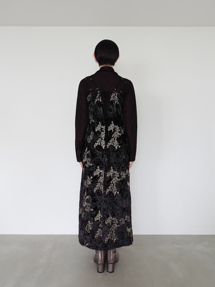 モデル身長:162cm / カラー:Black