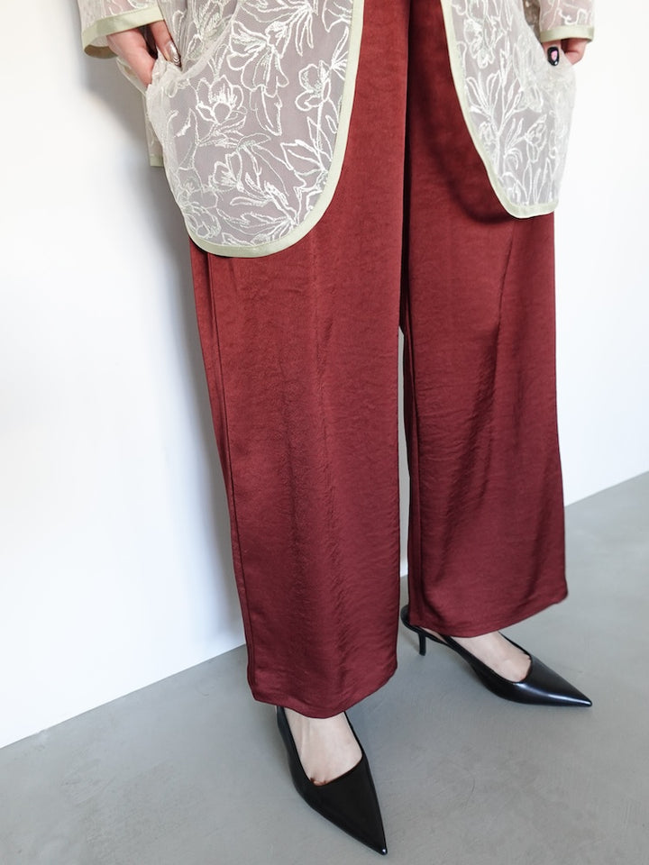 モデル身長:168cm / カラー:RedBrown