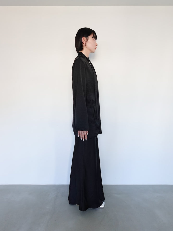 モデル身長:162cm / カラー:Black / モデル着用サイズ:Mサイズ