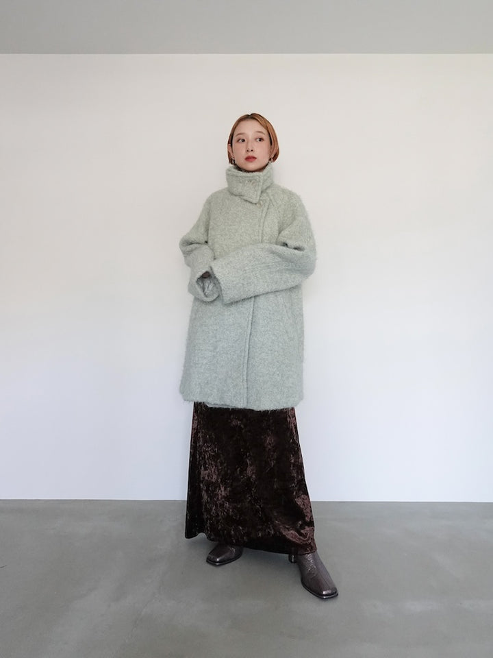 モデル身長:153cm / カラー:Brown / 着用サイズ:Sサイズ