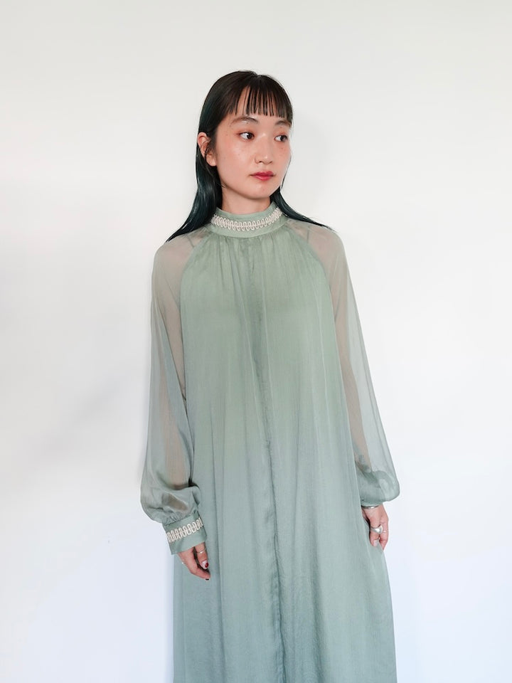 モデル身長:168cm / カラー:LightGreen