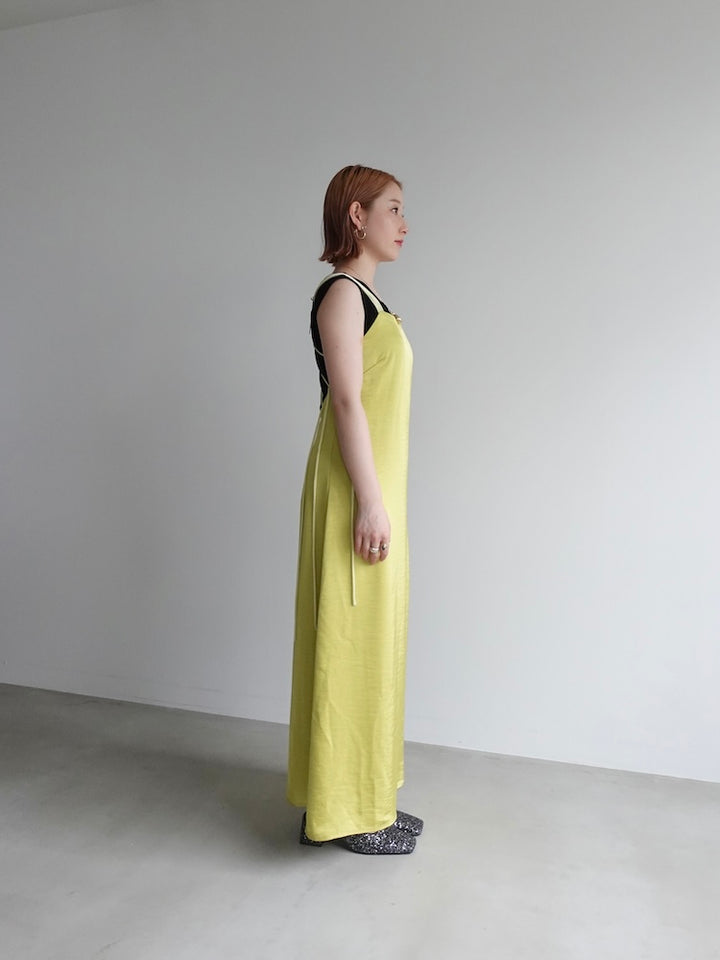 モデル身長:153cm / カラー:LimeYellow