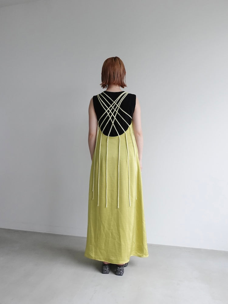 モデル身長:153cm / カラー:LimeYellow
