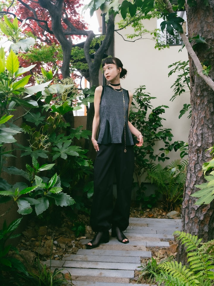 モデル身長:165cm / カラー:Black