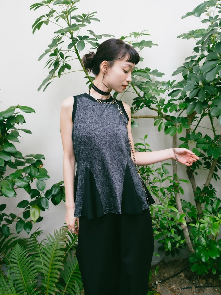 モデル身長:165cm / カラー:Black