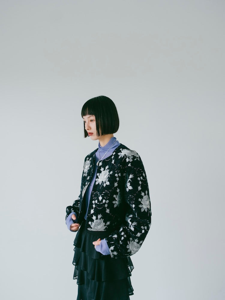 モデル身長:166cm / カラー:Black×Silver