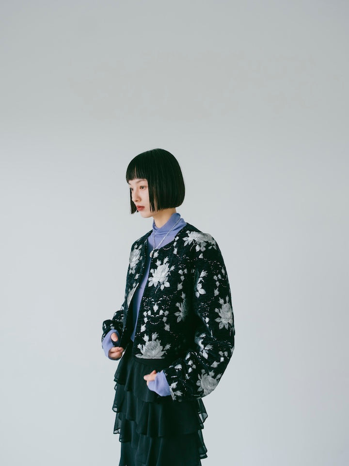 モデル身長:166cm / カラー:Black×Silver