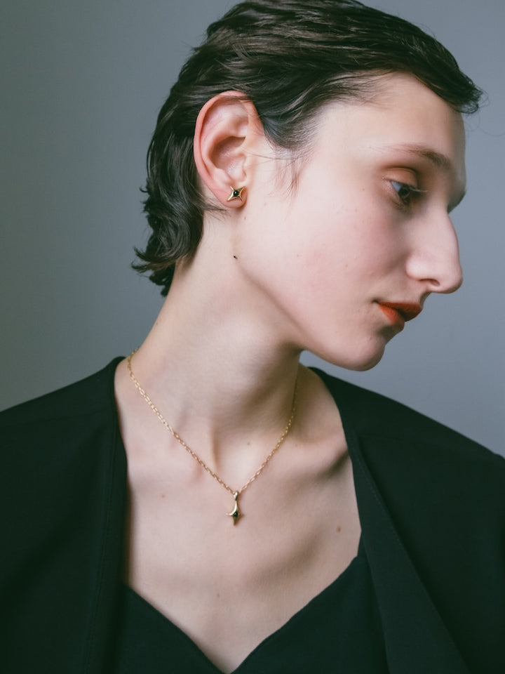 カラー:Gold × Onyx (Black)