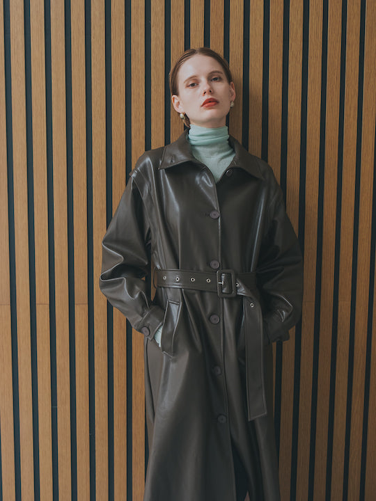 モデル身長:176cm / カラー:Brown