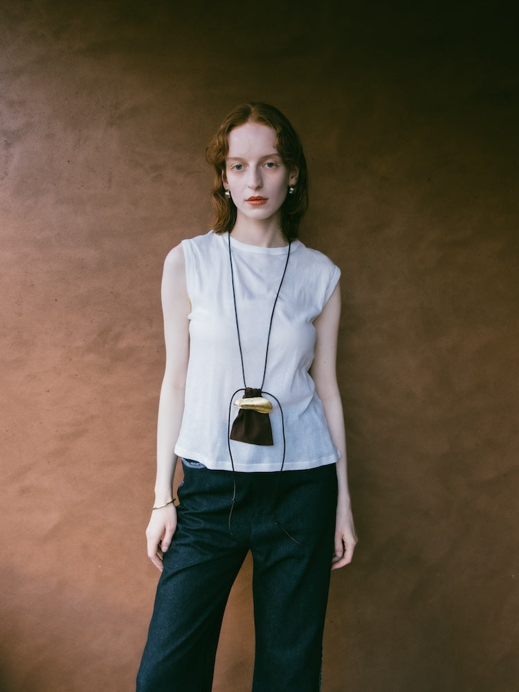 カラー:Gold (ブラウンの巾着が付属します)