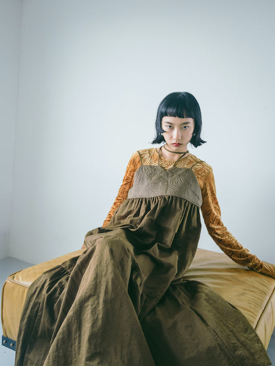 モデル身長:170cm / カラー:Khaki