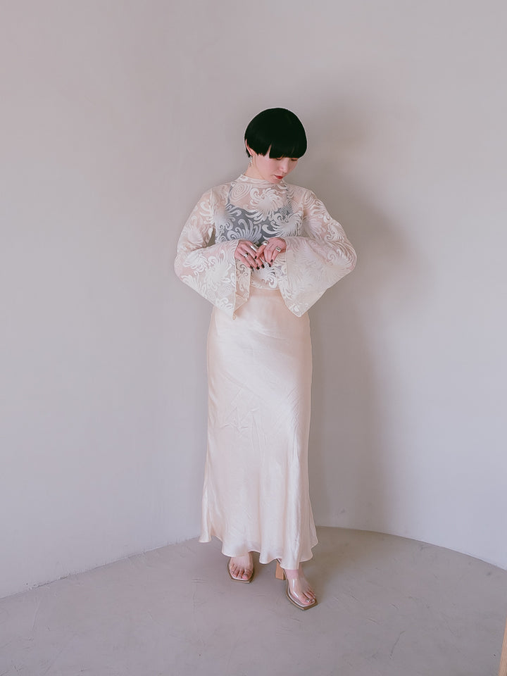 モデル身長:162cm / カラー:Ivory