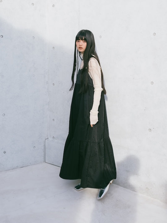 モデル身長:165cm / カラー:Black