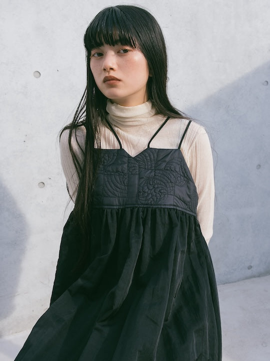 モデル身長:165cm / カラー:Black