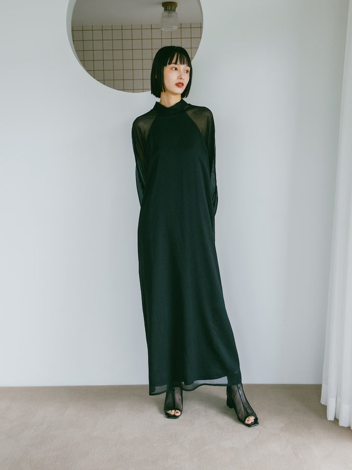 モデル身長:166cm / カラー:Black