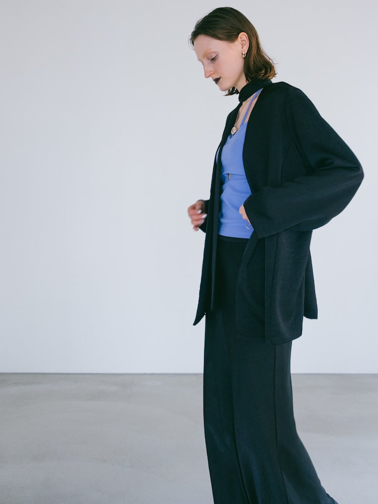 モデル身長:177cm / カラー:Black