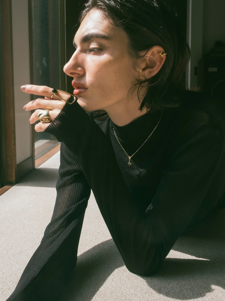 カラー:Gold × Onyx (Black)