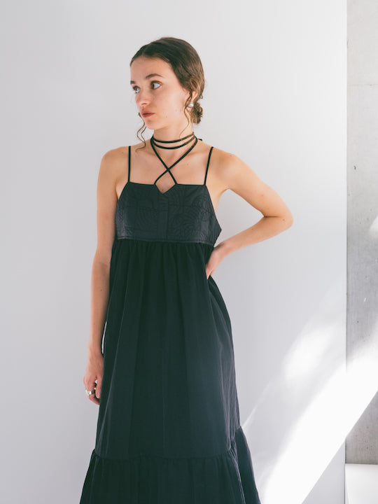 モデル身長:173cm / カラー:Black