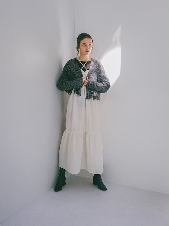 モデル身長:173cm / カラー:White