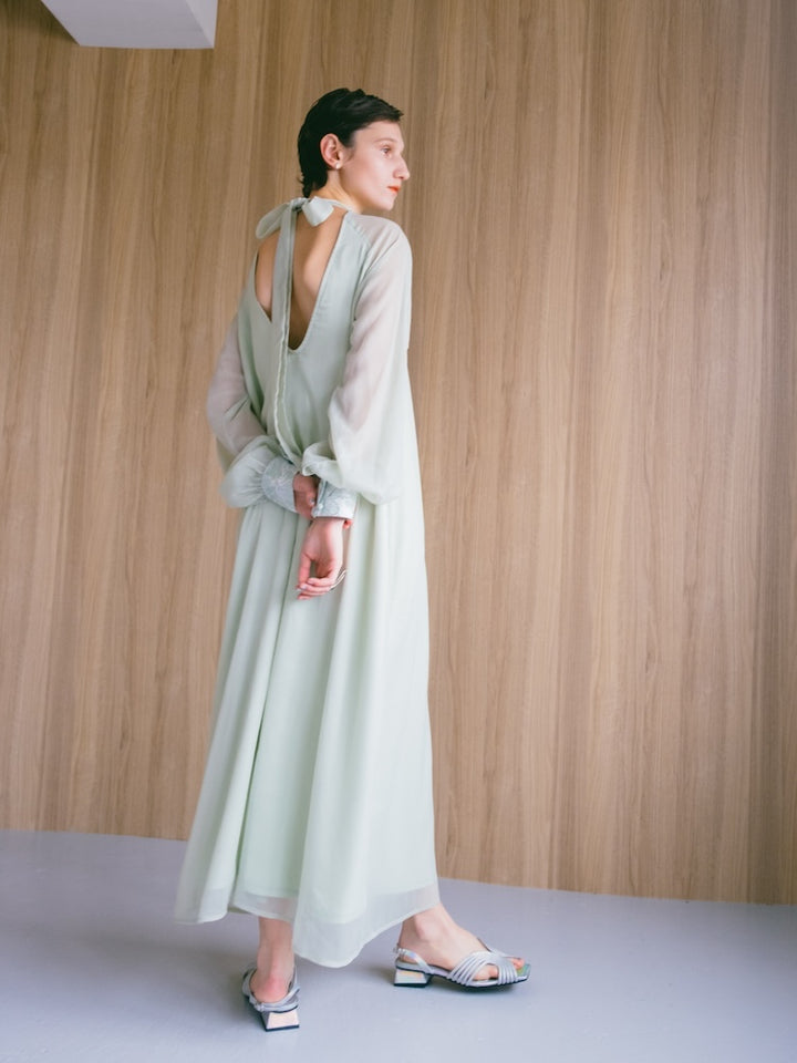 モデル身長:172cm / カラー:LightGreen