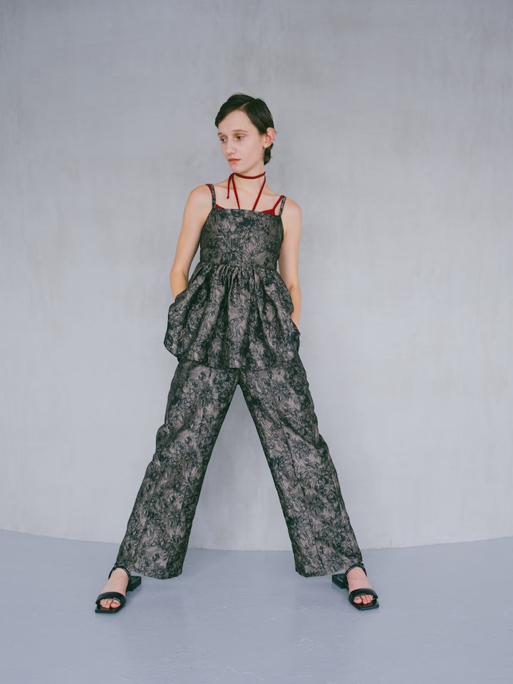 モデル身長:172cm / カラー:Black