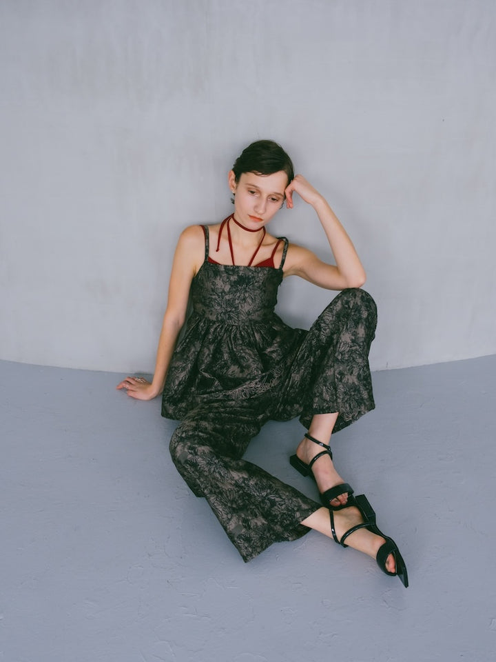 モデル身長:172cm / カラー:Black