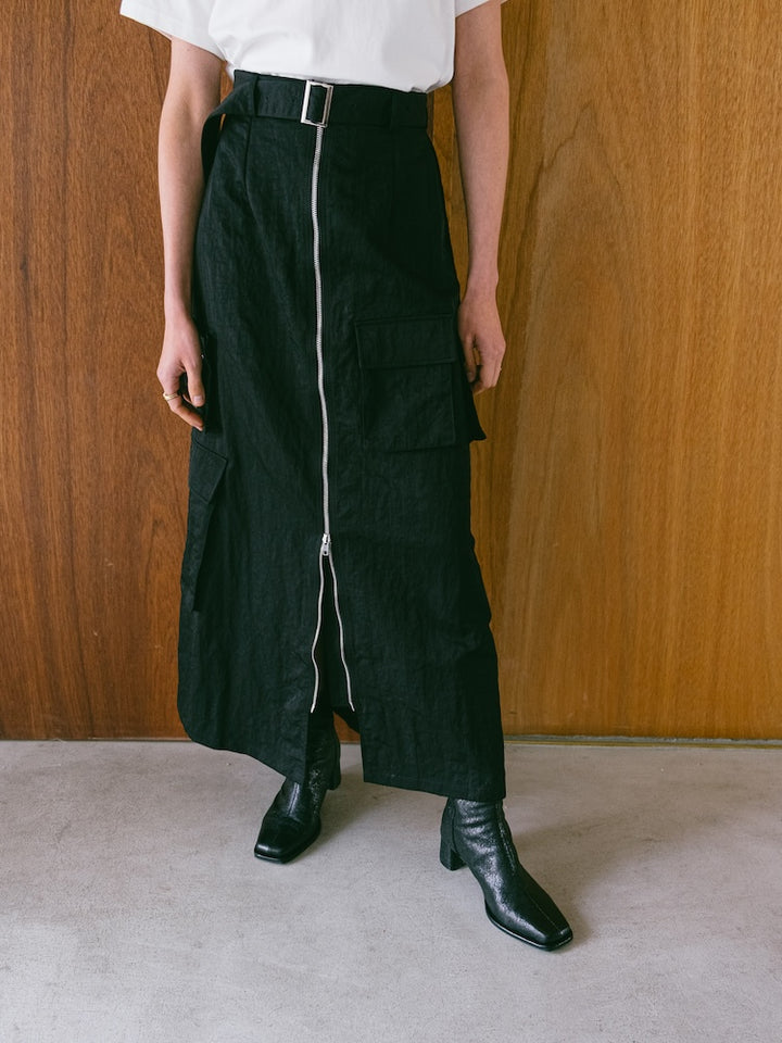 モデル身長:174cm / カラー:Black