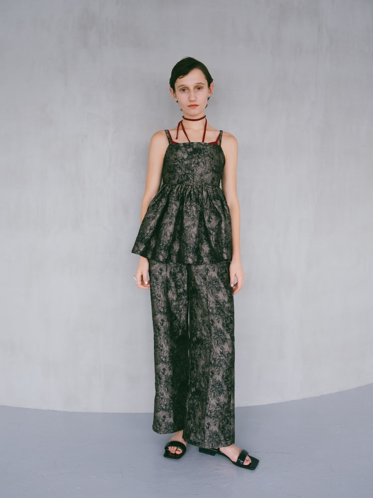 モデル身長:172cm / カラー:Black