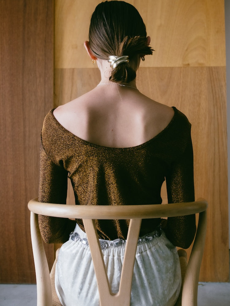 モデル身長:174cm / カラー:Brown