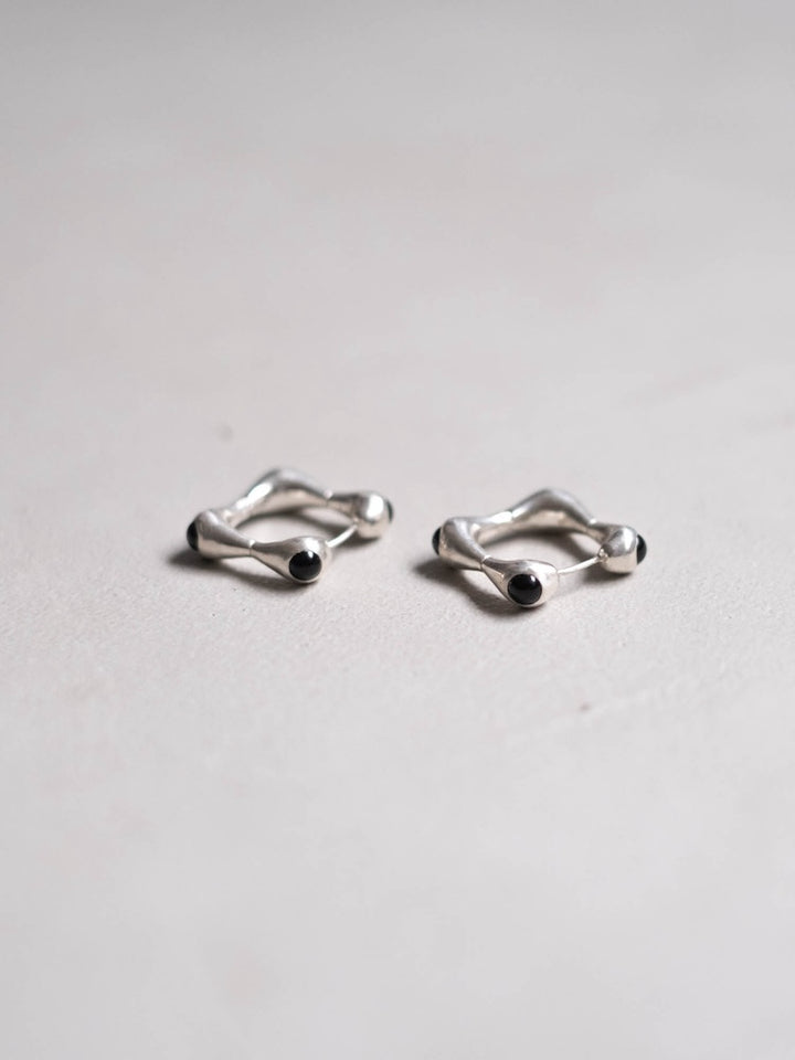 カラー:Silver × Onyx (Black)