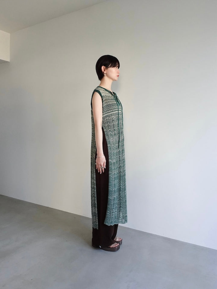 モデル身長:162cm / カラー:Green