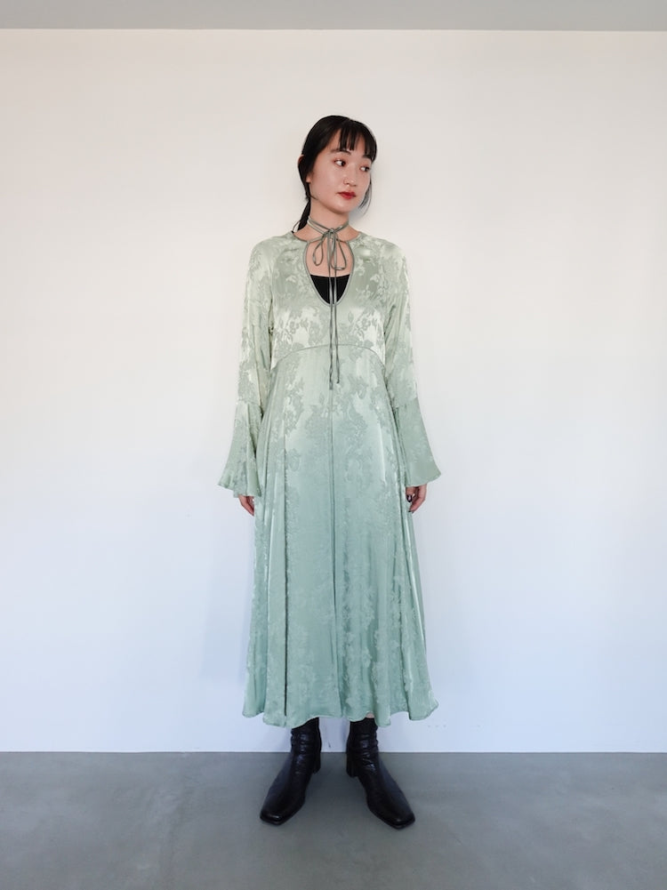 モデル身長:168cm / カラー:LightGreen