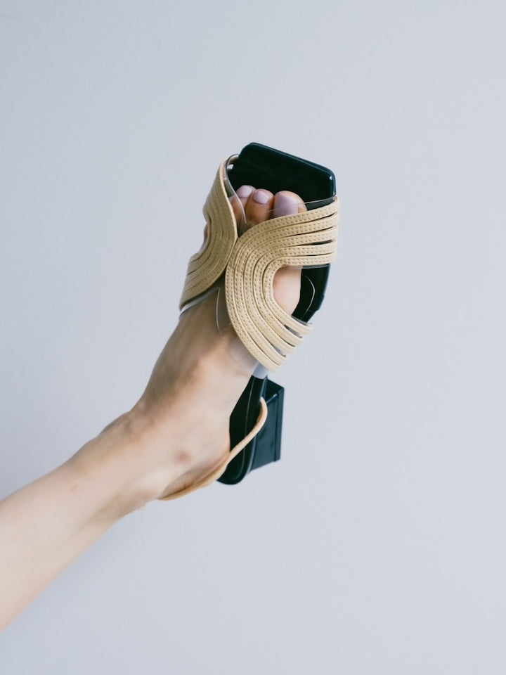 カラー:Beige / サイズ:S, M, L