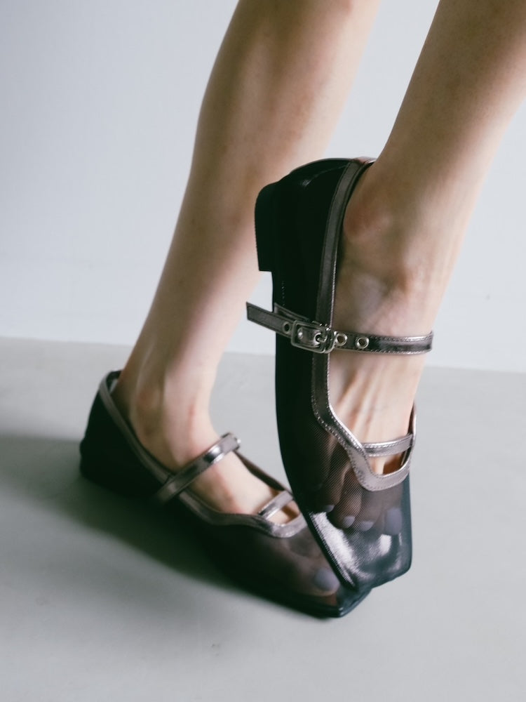 カラー:Black / サイズ:S, M, L