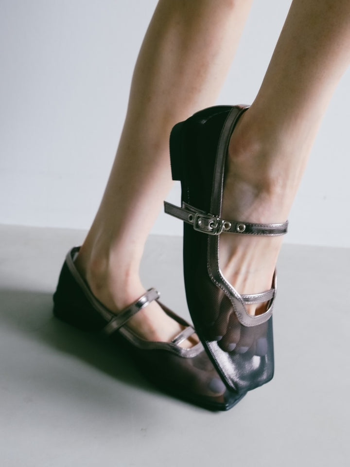 カラー:Black / サイズ:S, M, L