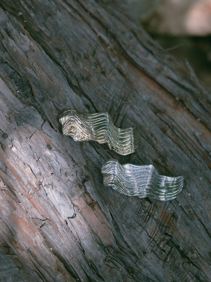 Water Line Barrette A