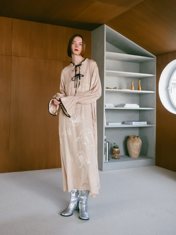 モデル身長:174cm / カラー:Ivory