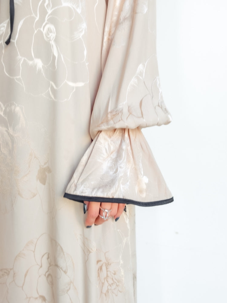 モデル身長:158cm / カラー:Ivory