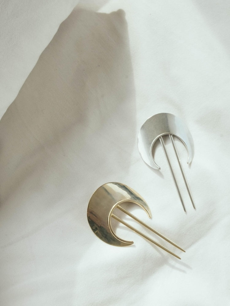 Moon Plate Hair Fork
