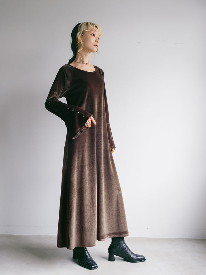 モデル身長:167cm / カラー:Brown